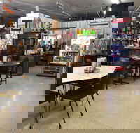 Wallaroo Treasures and Treats Cafe - Hotel Accommodation