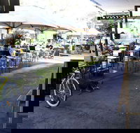 Woolpack Hotel  Lounge - Hotel Accommodation