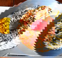 Lyfe Caf - Hotel Accommodation