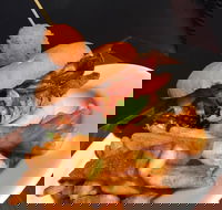 The Commercial Hotel - Hotel Accommodation