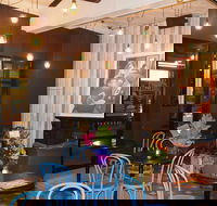 Clovelly Restaurant - Hotel Accommodation