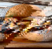 Getta Burger - Springwood - Hotel Accommodation