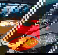 Alfonso's Cafe - Hotel Accommodation