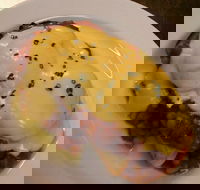 First Drop Cafe - Hotel Accommodation