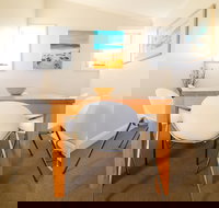 Hanwoori Korean Buffet - Hotel Accommodation