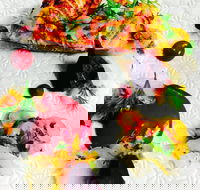 Red Cabbage Food  Wine - Hotel Accommodation