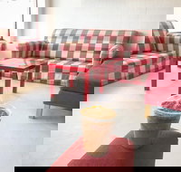 Three Zero Two Zero - Hotel Accommodation