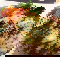 Wenty Cafe - Hotel Accommodation