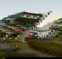 WestWaters Hotel Bistro - Hotel Accommodation