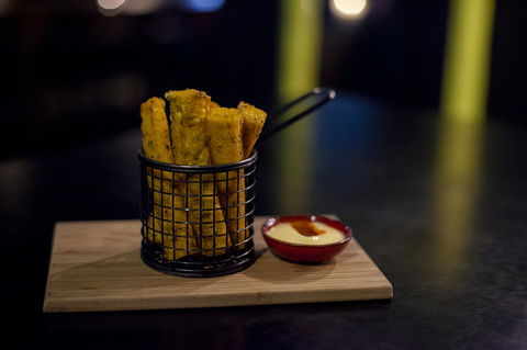 Yarra Flats Take Away - Hotel Accommodation 0
