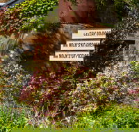 Mr. Mick Cellar Door - Hotel Accommodation