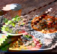 Rum Jungle Tavern - Hotel Accommodation