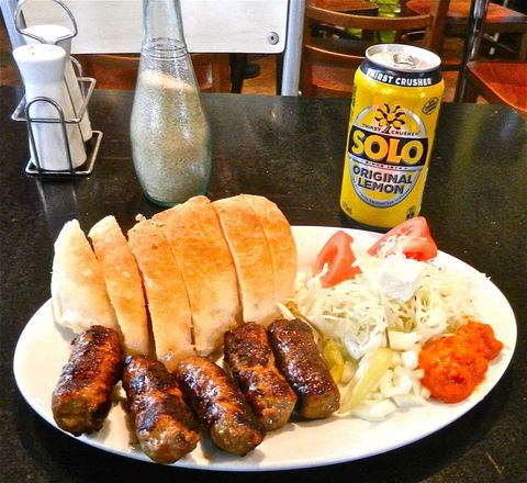 Ditzy Dani's Cafe - Hotel Accommodation 0