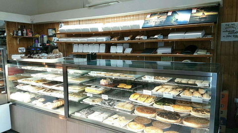 Monbulk Tasty Chicken And Fish And Chip - Hotel Accommodation 0