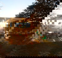 Vieux - Restaurant and Cafe - Hotel Accommodation