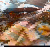 Muffin Break - Hotel Accommodation