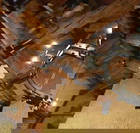 Bear House Restaurant - Hotel Accommodation