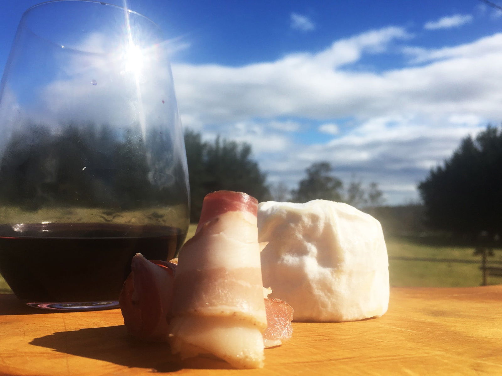 Wyena TAS Hotel Accommodation