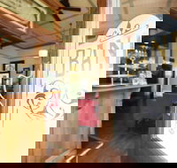 The Old Bank Gladstone - Hotel Accommodation