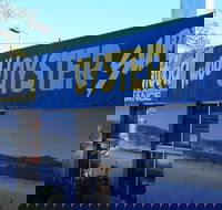 Wooli Oyster Supply and Seafood Co-op - Hotel Accommodation