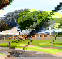 Badger Creek Blueberry Winery - Hotel Accommodation