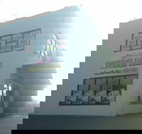 Greedy Guts Lunchbar - Hotel Accommodation