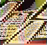 HoWe Roll Cafe - Hotel Accommodation