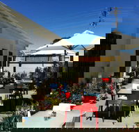 Mahalia Coffee House - Hotel Accommodation