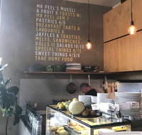 Mr Peel Cafe - Hotel Accommodation