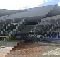 The Deck Cafe - Hotel Accommodation