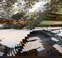 Waterfalls Cafe  Gallery - Hotel Accommodation