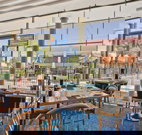 Comfort Inn Blue Lagoon Sails Restaurant - Sails Restaurant Closed Until Further Notice - Hotel Accommodation