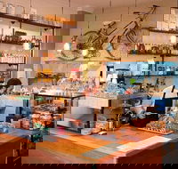 Forty Flips Cafe - Hotel Accommodation