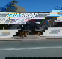 James' Snack Bar - Hotel Accommodation