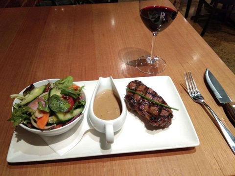 Horsham Palace - Hotel Accommodation 0