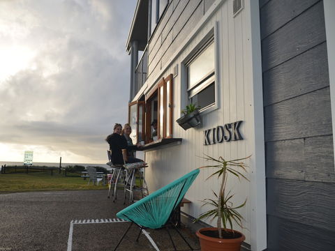 Kiosk Lennox Beach - Hotel Accommodation 0