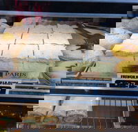 Paris Hot Bread Bakery - Hotel Accommodation