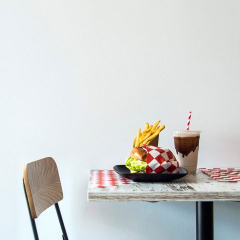 Sideshow Burgers - Hotel Accommodation 0