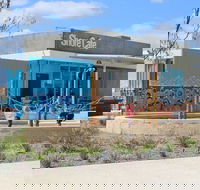 The Shore Cafe - Hotel Accommodation