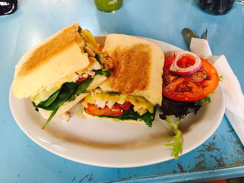 Goulburn Valley Charcoal Chicken - Hotel Accommodation 0