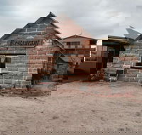 Old Pearler Restaurant - Hotel Accommodation