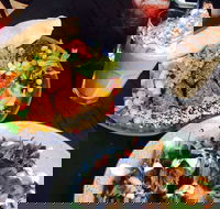 Rainforest Cafe Restaurant - Hotel Accommodation