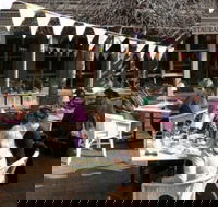 The Elm Tree Cafe - Hotel Accommodation