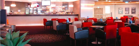 Waves Bar & Lounge - Hotel Accommodation 0