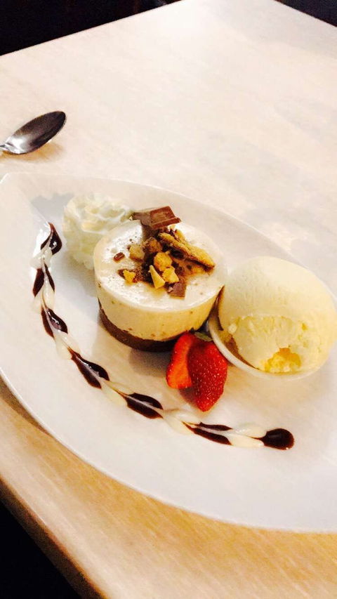 Balcony Bar And Restaurant At The Palace Hotel - Hotel Accommodation 0