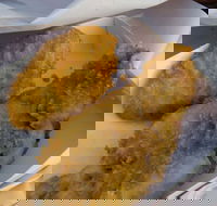 DJ's Fish 'N' Chips - Hotel Accommodation