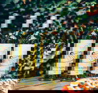 Renzaglia Wines - Hotel Accommodation