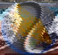 Meni Cafe - Hotel Accommodation