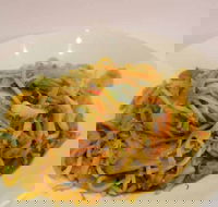 Surrey Hills Express Noodles - Hotel Accommodation