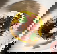 The Topiary Cafe - Hotel Accommodation